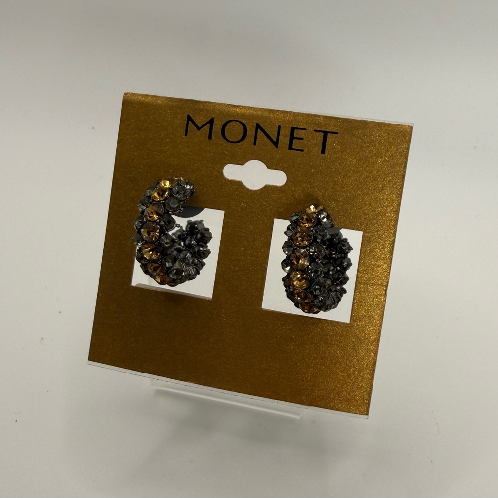 Monet Gold and Smoky Crystal Cluster Hoop Earrings NWT - Picture 3 of 6